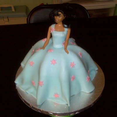 Mother-In-Law's Doll Cake