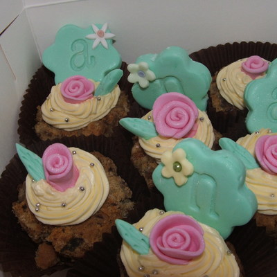 Pink And Mint Green Cakes Of Walnut And Pecan!