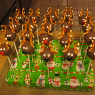 Reindeer Cake Pops