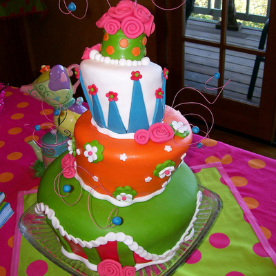 Topsy Turvy Mad Hatter Cake