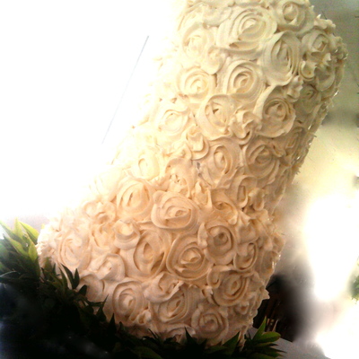 Rose Swirl Wedding Cake