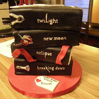 Twilight Books Cake