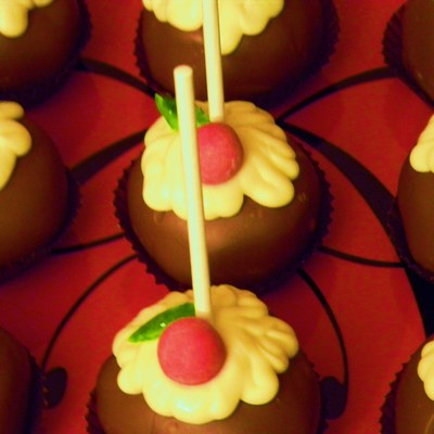 Holiday Cake Pop's