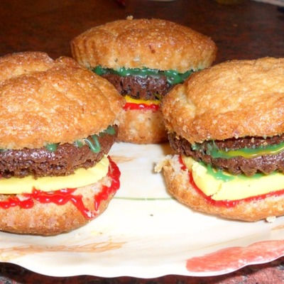 Cheeseburger Cupcakes