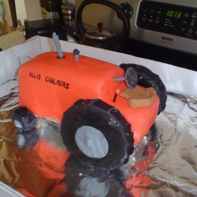 Tractor Cake