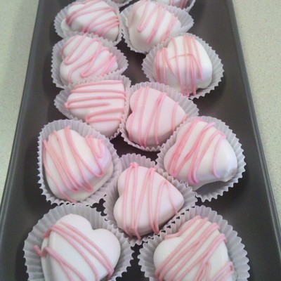 Valentine's Day Cake Bites