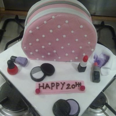 Make Up Cake