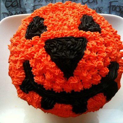 Giant Jack O Lantern Cake