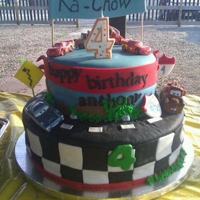 Cars Theme Cake