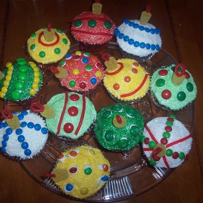 Christmas Ornament Cupcakes