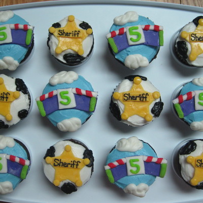 Buzz And Woody Cupcakes