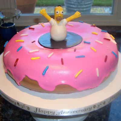 Woo Hoo! Homer Simpson Anniversary Cake