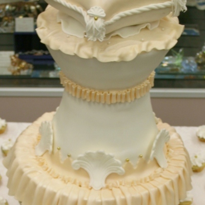 Couture Style Wedding Cake