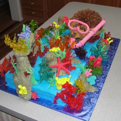 Hedgehog Snorkeling In The Coral Reef Cake