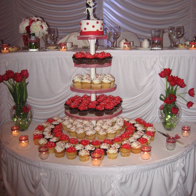 Erin & Joey's Wedding Cupcakes