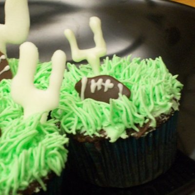 Football Cupcakes