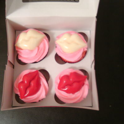 Cupcakes With Candy Lips