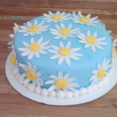 Daisy Cake