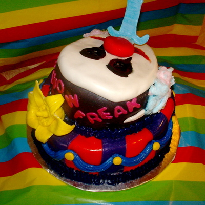 Side Show Freak Cake!