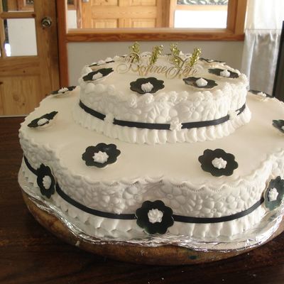 Black And White Birthday Cake