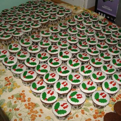 Christmas Cup Cakes 2010