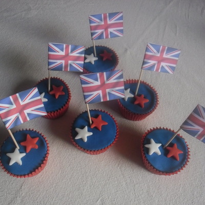 Royal Wedding Cupcakes