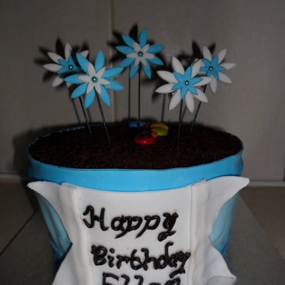 Flowerpot Birthday Cake