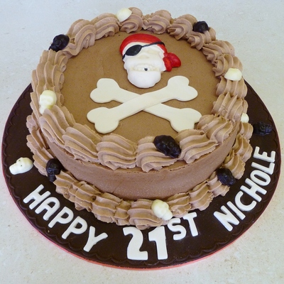 Scull And Cross Bones Cake