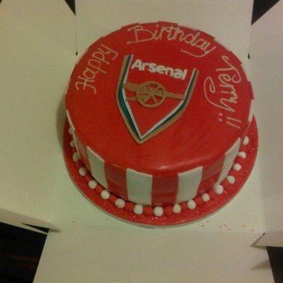 Arsenal Cake