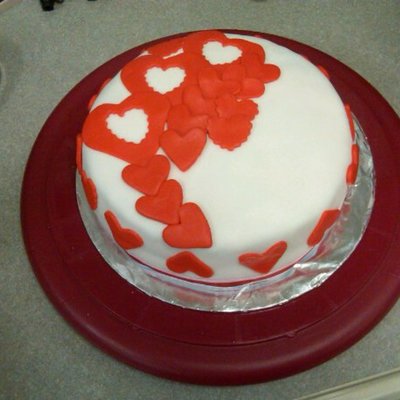 Yelissa Valentine And Birthday Cake