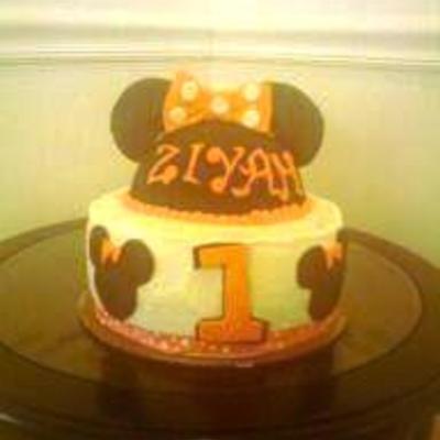 Minnie Mouse Cake