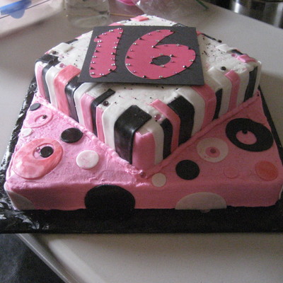 Sweet 16 Cake