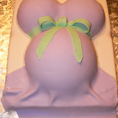 Pregnate Lady Cake