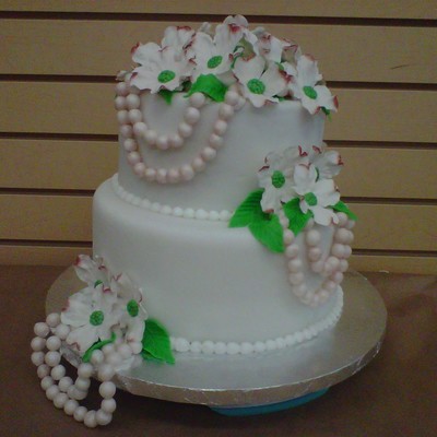 Pearl Wedding Cake