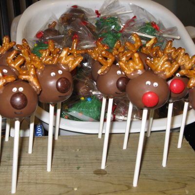 Christmas Cake Pops