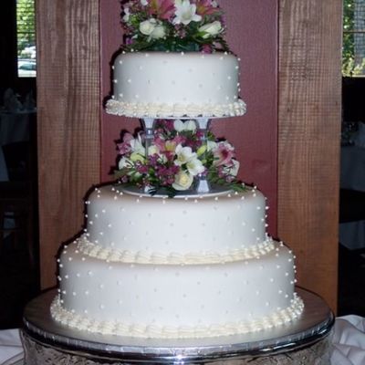 Swiss Dot Wedding Cake