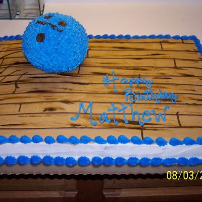 Bowling Alley Cake