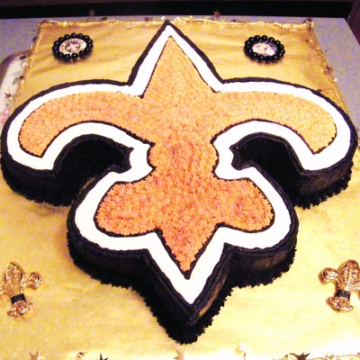 Fleur De Lis Cake
