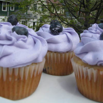 Blueberry Pecan Cupcakes