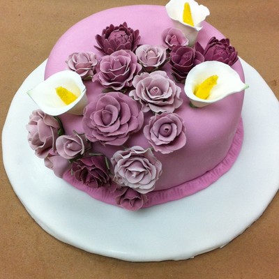 Gumpaste Roses For Mother's Day