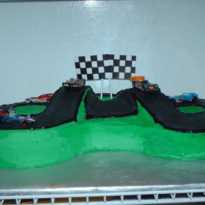 Race Track Cake