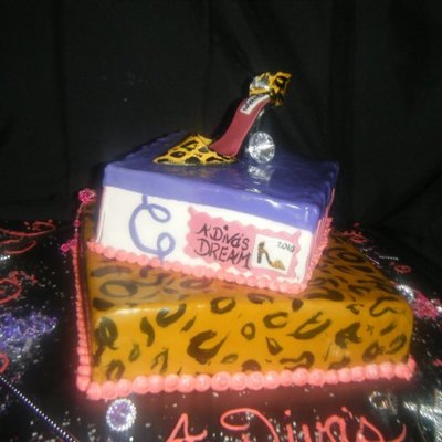 Shoe And Shoebox Diva Cake