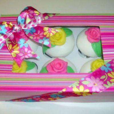 Cupcakes.