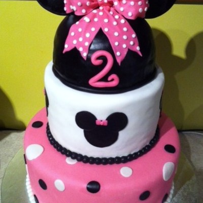 Minnie Mouse Cake