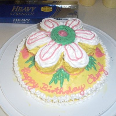 Daisy Birthday Cake