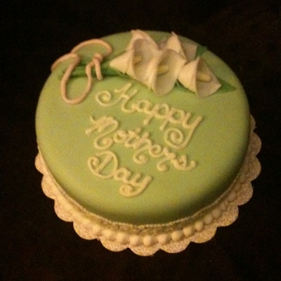 Mother's Day Cake For My Mom...