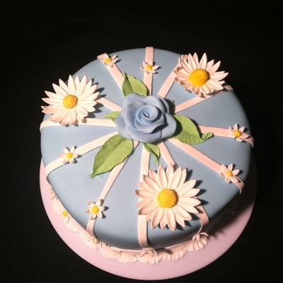 Daisy Cake