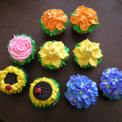 Spring Flower Cupcakes