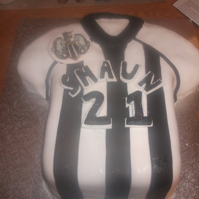 Newcastle United Cake