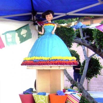 Cinco De Mayo Cake And Cupcakes